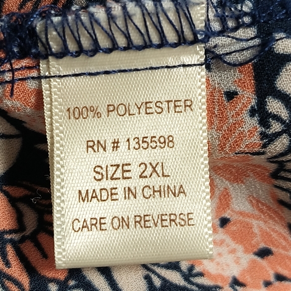 Floral Cover Up / Size 2X - Picture 3 of 7